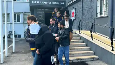 Bursa'da 10 Milyonluk 'Change' Operasyonu: 15 Lüks Araç Ele Geçirildi