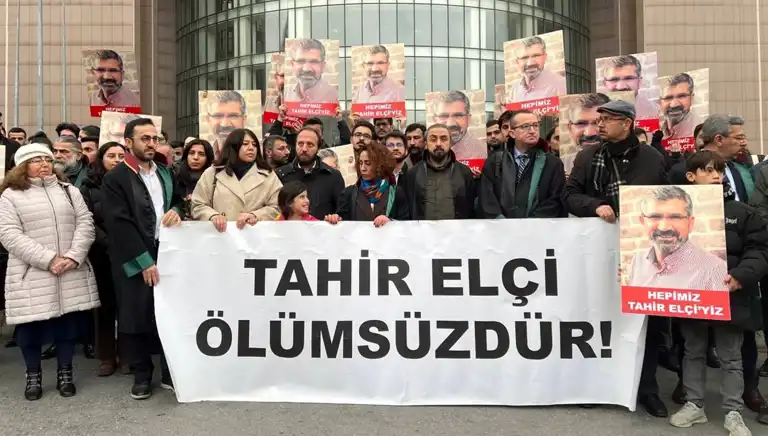Sevilen Avukat İçin Anma Töreni Düzenlendi