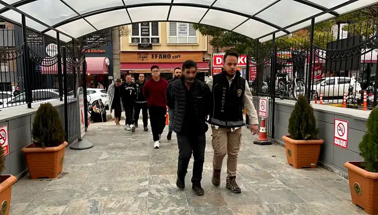 Eskişehir'de Kapsamlı Uyuşturucu Operasyonu: 9 Gözaltı